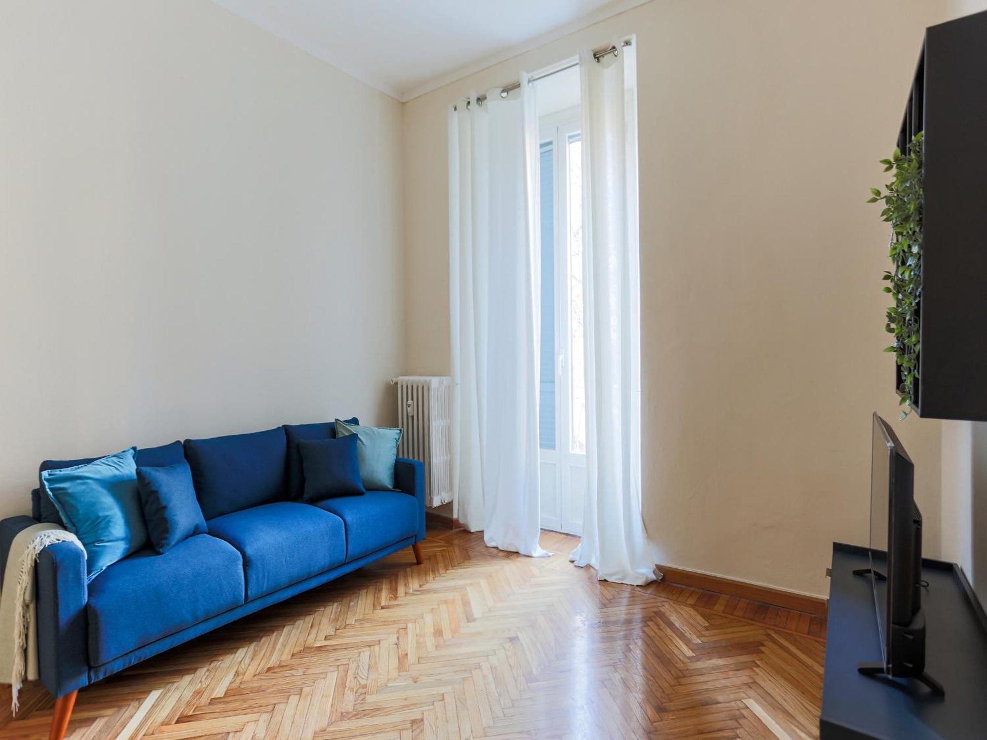 The Best Rent - Bright One Bedroom Apartment With Balcony In Moscova Мілан Екстер'єр фото